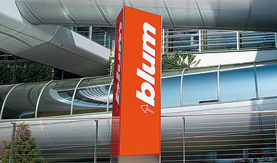 Ansicht Firmengebäude Blum